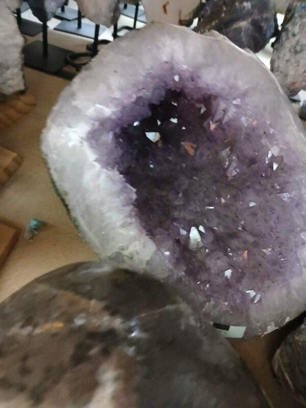 AMATISTA GEODA NATURAL (COCO) - Imagen 4