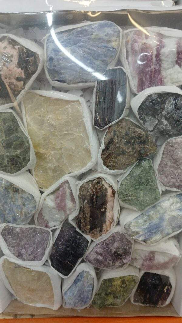 CAJA VARIOS MINERALES BRASIL - Imagen 2