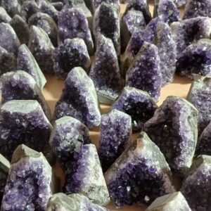 Amatista Cutbase Natural Mini Q1
