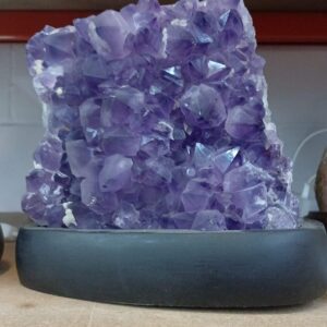 Lámpara de Amatista con base