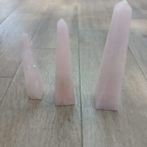 Obeliscos de Cuarzo Rosa