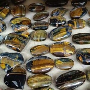 Ojo de Tigre Pulido en Forma Ovalada