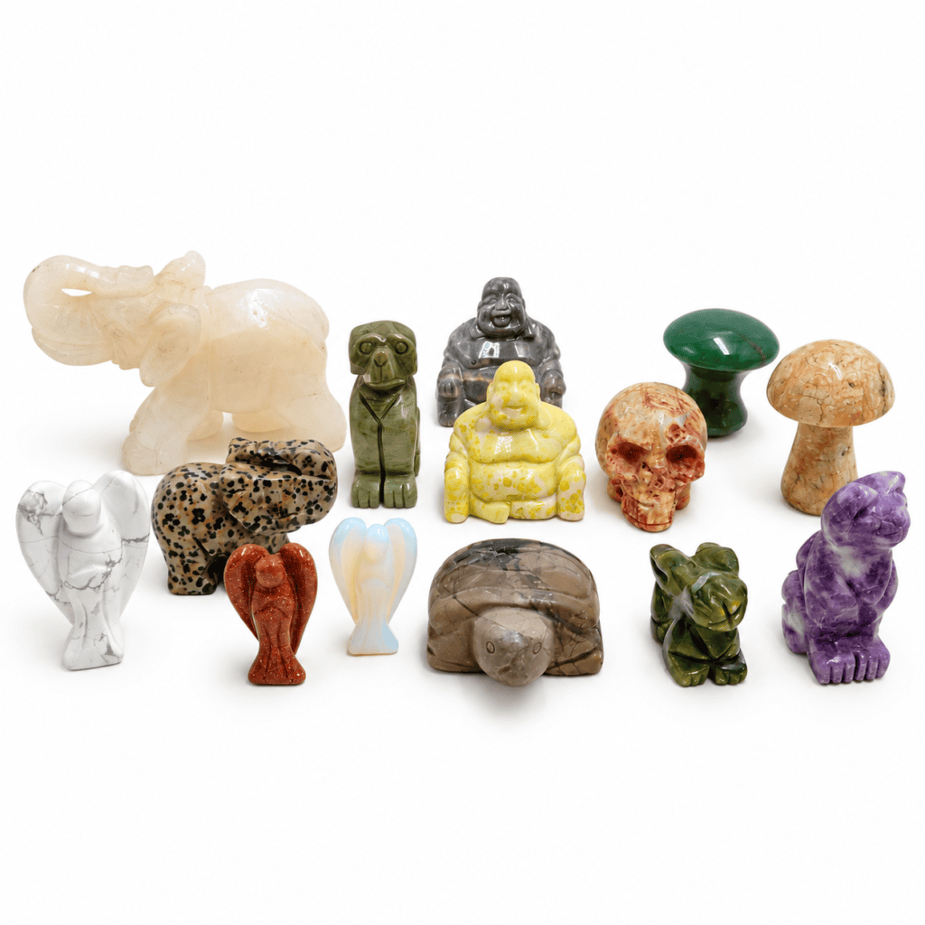 figuras talladas en distintos minerales
