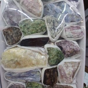 Caja Varios Minerales Brasil